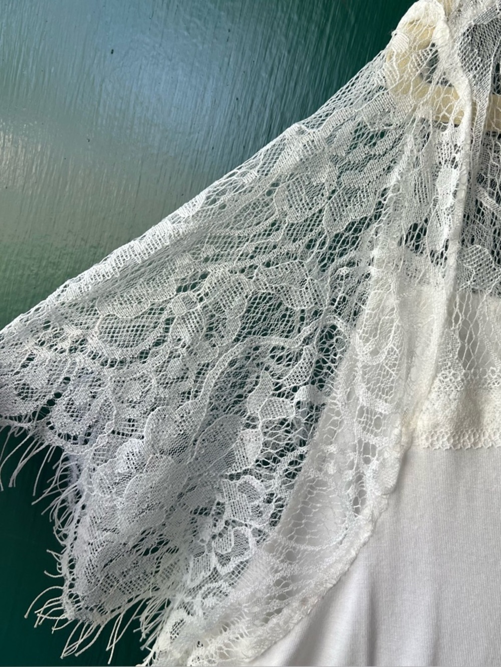 Amazon White V-Neck Lace Sleeve Top - Picture 2 of 4